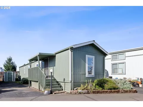 535 SW Maple St #2, Hillsboro, OR 97123