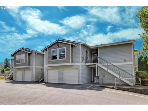 15068 NW Central Dr #608, Portland, OR 97229