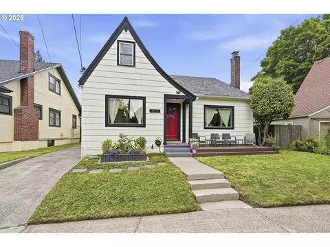 4135 NE Multnomah St, Portland, OR 97232