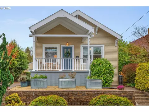 5525 NEverett St, Portland, OR 97213
