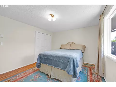 Bedroom - 3295 Potter St, Eugene, OR 97405 photo 2 of 3