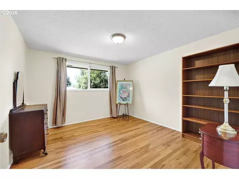 Bedroom - 3295 Potter St, Eugene, OR 97405 photo 1 of 3