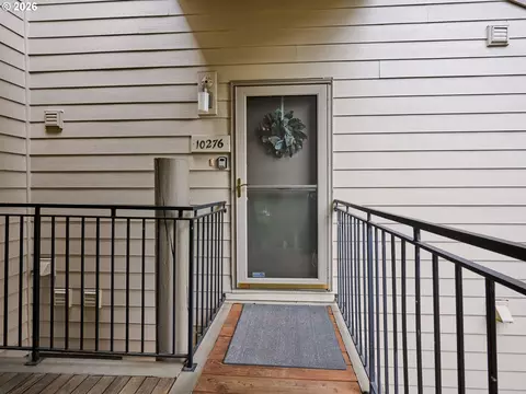 10276 SW Trapper Ter, Beaverton, OR 97008