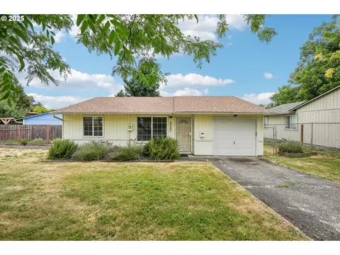 4047 N Attu St, Portland, OR 97203