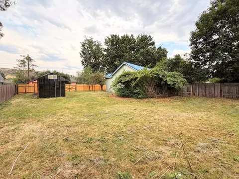 Exterior - 625 Baltimore St, Elgin, OR 97827 photo 7 of 7
