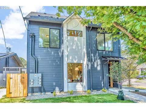 2389 SE 45th Ave, Portland, OR 97215