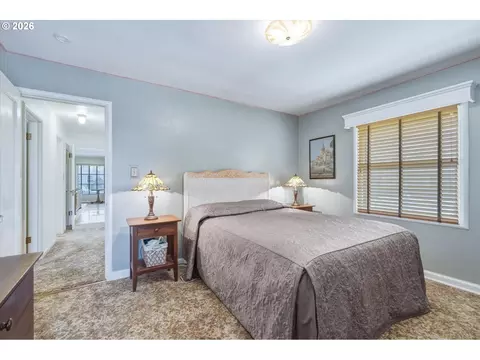 Bedroom - 1603 23rd Ave, Longview, WA 98632 photo 3 of 4