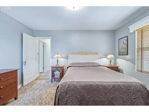 Bedroom - 1603 23rd Ave, Longview, WA 98632 photo 4 of 4