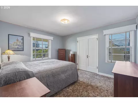 Bedroom - 1603 23rd Ave, Longview, WA 98632 photo 2 of 4