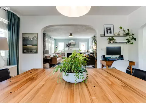 Dining - 1722 Olive St, Eugene, OR 97401 photo 3 of 5