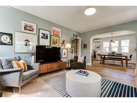 Living - 1722 Olive St, Eugene, OR 97401 photo 2 of 2
