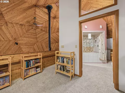Entry Way - 68080 E Maple St, Welches, OR 97067 photo 6 of 6