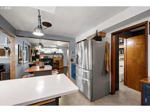 Kitchen - 341 Hardy Ave, Eugene, OR 97404 photo 4 of 4