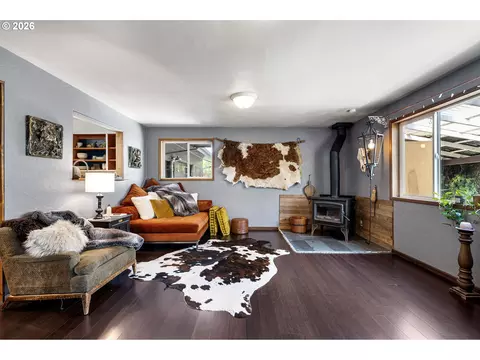 Living - 341 Hardy Ave, Eugene, OR 97404 photo 4 of 5