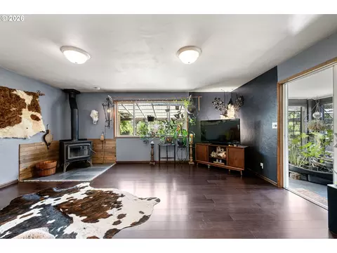 Living - 341 Hardy Ave, Eugene, OR 97404 photo 3 of 5