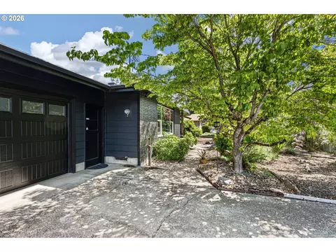 Exterior - 341 Hardy Ave, Eugene, OR 97404 photo 1 of 19