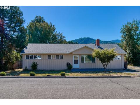 230 Oak St, Riddle, OR 97469 photo 1