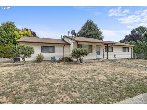 809 E Hemlock Ln, Newberg, OR 97132 photo 1