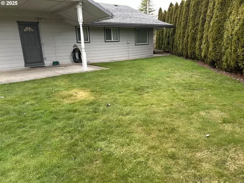689 NE Anderson Rd, Gresham, OR 97030 photo 1