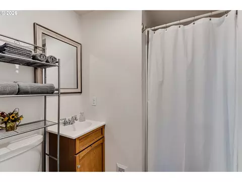 Bath - 1141 W 24th Ave, Eugene, OR 97405 photo 1 of 3