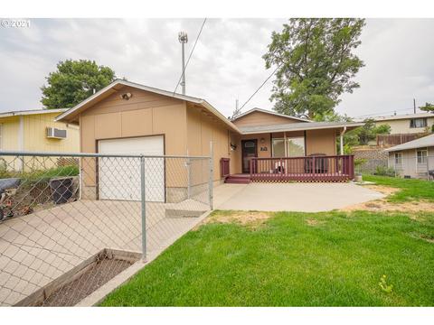 817 SE 8th St, Pendleton, OR 97801 photo 1