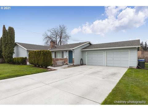 911 NW Victoria Ave, Gresham, OR 97030 photo 1