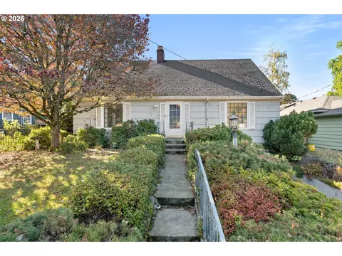 915 SE 53rd Ave, Portland, OR 97215