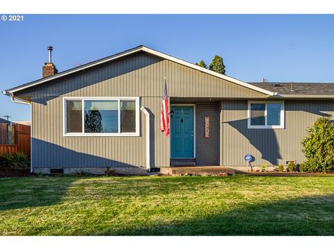 3748 S E St, Springfield, OR 97478 photo 1