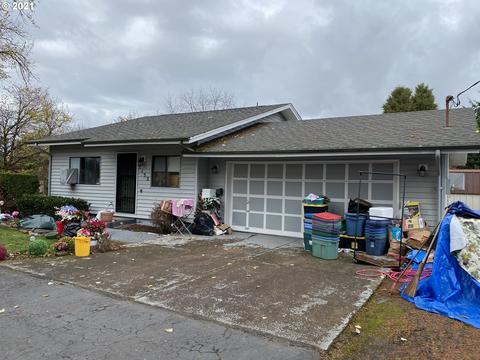 2152 E Irwin Way, Eugene, OR 97402 photo 1