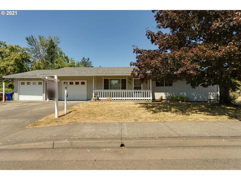 711 E 5th St, Molalla, OR 97038 photo 1