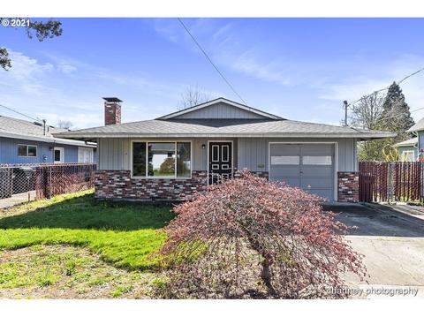 19121 Howell St, Gladstone, OR 97027 photo 1