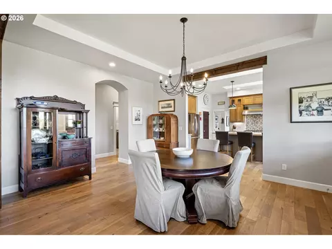 Dining - 2764 E 40th Ave, Eugene, OR 97405 photo 2 of 3