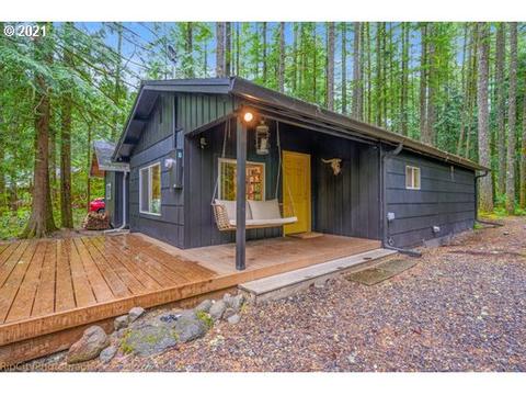 23834 E Chinquepin Dr, Rhododendron, OR 97049 photo 1