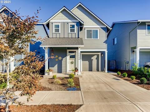 1734 E Darby Ct, Newberg, OR 97132 photo 1