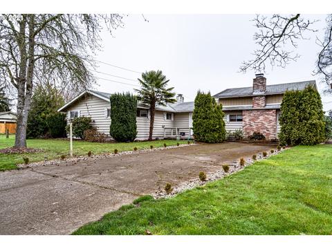 2205 Debra Dr, Springfield, OR 97477 photo 1