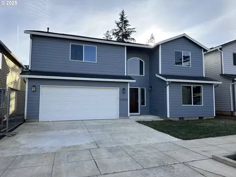 11830 SE Schiller St, Portland, OR 97266