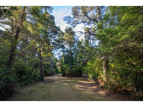 Hensley Hill Rd, Port Orford, OR 97465