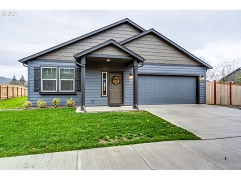 2044 S 60th St, Springfield, OR 97478 photo 1