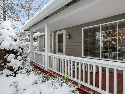 720 SE Forest Glen Rd, Estacada, OR 97023 photo 1