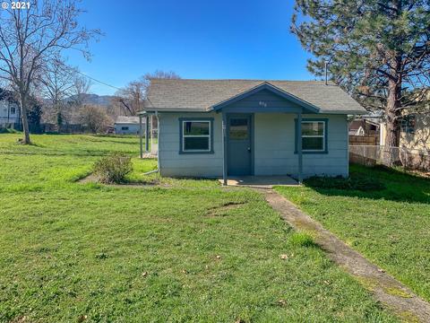 151 SE Grape Ave, Winston, OR 97496 photo 1