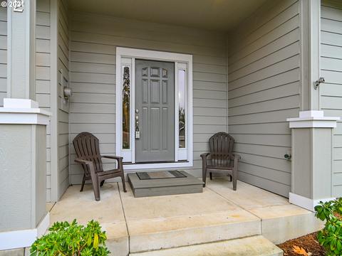 382 E 4th St, Lowell, OR 97452 photo 1