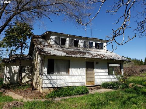 403 Meyer Ln, Riddle, OR 97469 photo 1