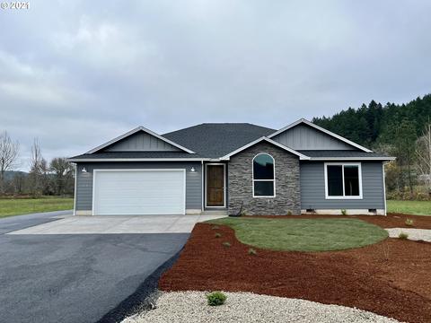 870 S Calapooia St, Sutherlin, OR 97479 photo 1