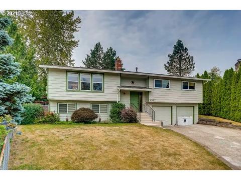 1097 SE Laura Pl, Gresham, OR 97080 photo 1