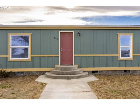 301 Clarence St, Boardman, OR 97818 photo 1