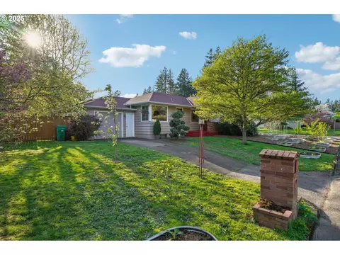 1915 SE 142nd Ave, Portland, OR 97233