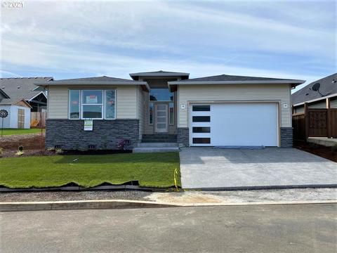890 E 1st Ave, Estacada, OR 97023 photo 1