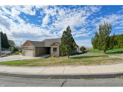 1310 NW Horn Ave, Pendleton, OR 97801 photo 1