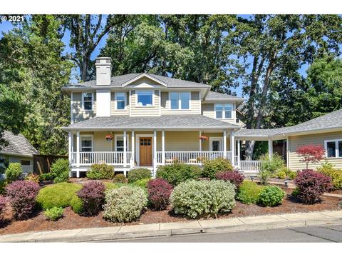2707 Moon Mountain Dr, Eugene, OR 97403 photo 1