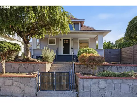 4806 N Gantenbein Ave, Portland, OR 97217